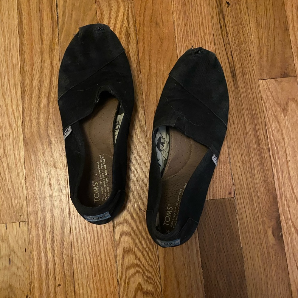 Tom’s Shoes